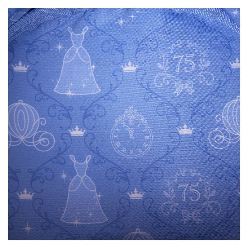 WDBK3912-LFDISNEYCINDERELLA75THANNIVSHINYSERIESBKP-0851-HiRes-2.jpg